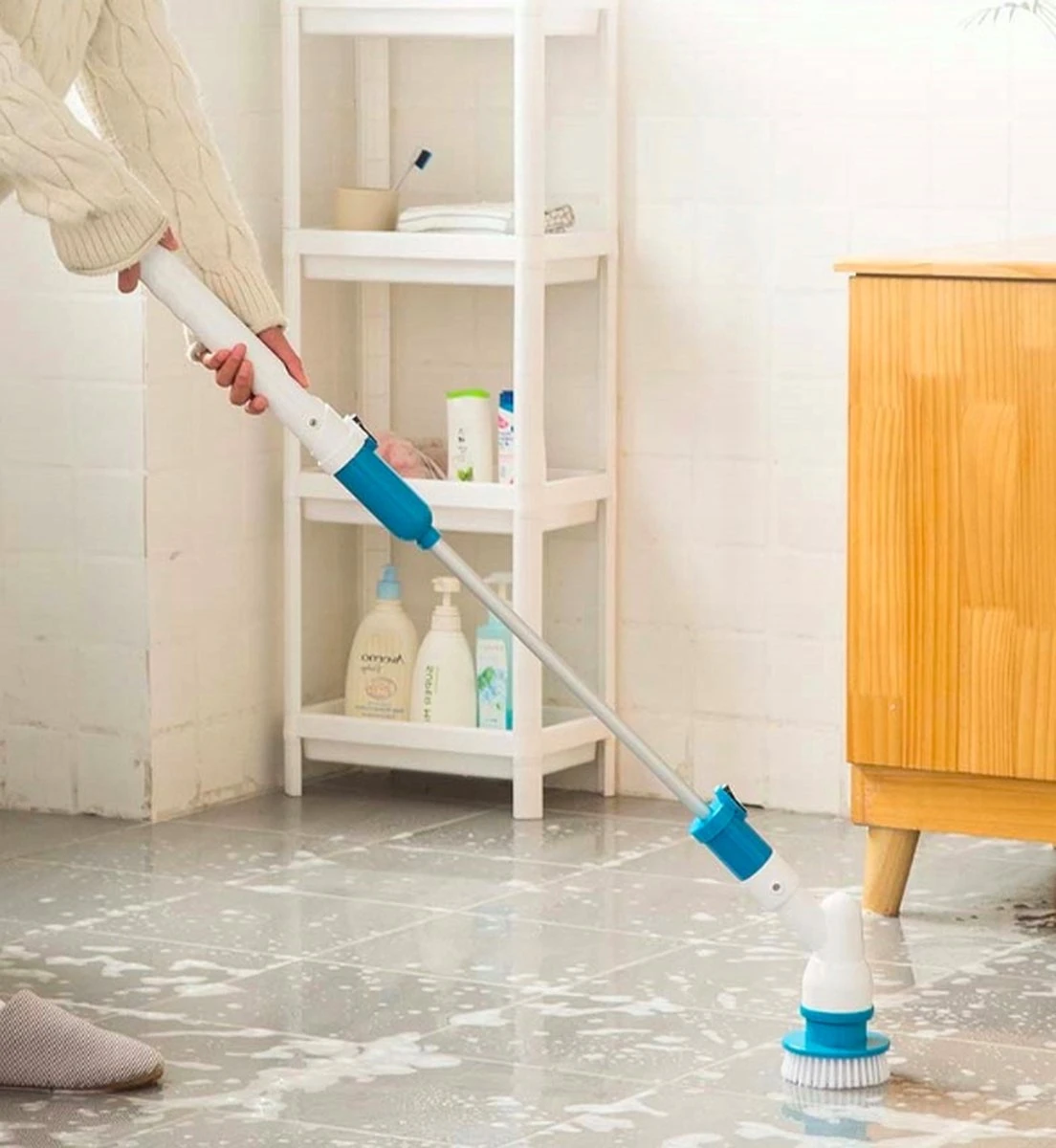 Merkloos Elektrische Schoonmaakborstel - Draadloos - 3 Opzetstukken - Oplaadbaar - Schrobber - Poetsmachine - Schoonmaak Middelen - Schoonmaak Borstel - Schrobborstel - Badkamer / Keuken - Poetsmachine - Polijstmachine - Reinigingsborstel 2 Merkloos Elektrische Schoonmaakborstel - Draadloos - 3 Opzetstukken - Oplaadbaar - Schrobber - Poetsmachine - Schoonmaak Middelen - Schoonmaak Borstel - Schrobborstel - Badkamer / Keuken - Poetsmachine - Polijstmachine - Reinigingsborstel - Afbeelding 2