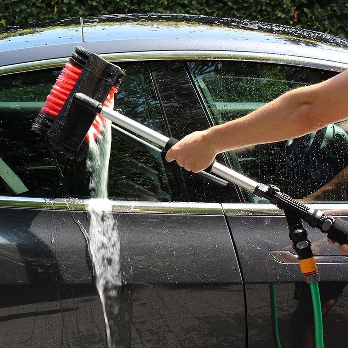 Autowasborstel 80 Cm + Zeepdispenser 1 Autowasborstel 80 Cm + Zeepdispenser