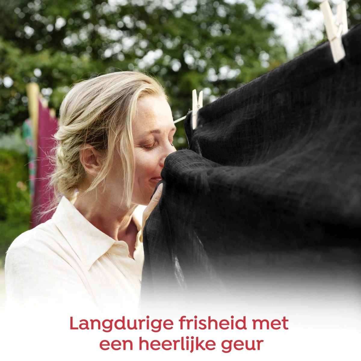 Robijn Wascapsules 3-in-1 Black Velvet - 3 X 40 Stuks - Voordeelverpakking 7 Robijn Wascapsules 3-in-1 Black Velvet - 3 X 40 Stuks - Voordeelverpakking - Afbeelding 7