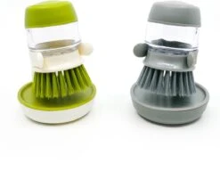 In Round Afwasborstel Met Zeepdispenser / Zeepreservoir – Inclusief Houder – Grijs – Afwas Borstel – Zeep Handborstel – Doseerpomp – Afwasmiddel Dispenser – Navulbaar 16 In Round Afwasborstel Met Zeepdispenser / Zeepreservoir – Inclusief Houder – Grijs – Afwas Borstel – Zeep Handborstel – Doseerpomp – Afwasmiddel Dispenser – Navulbaar -Levensproducten 1200x935